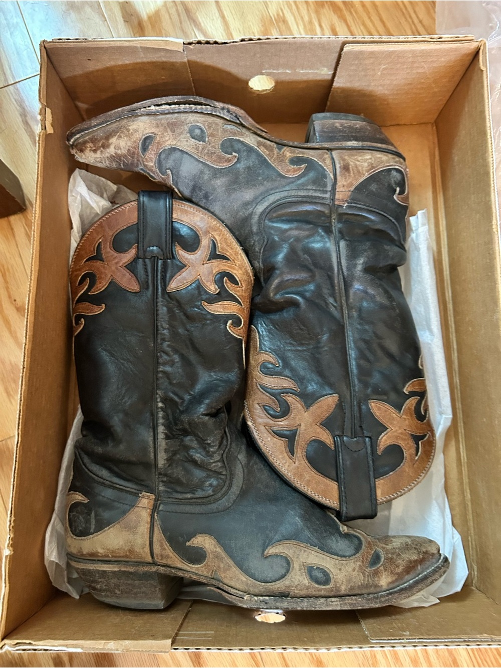 Dan Post vintage black Western Boots with Black Heels